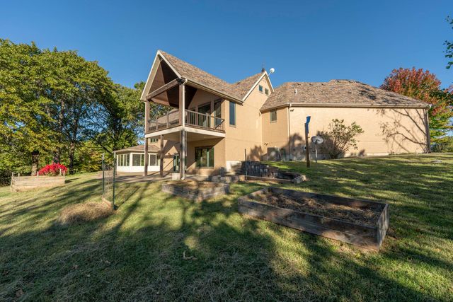 290 State Highway Uu, Blue Eye, MO 65611