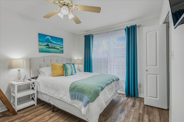 2619 Tide Drive, Crystal Beach, TX 77650