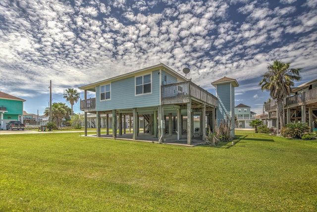 2619 Tide Drive, Crystal Beach, TX 77650