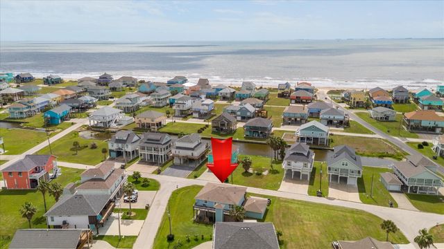 2619 Tide Drive, Crystal Beach, TX 77650