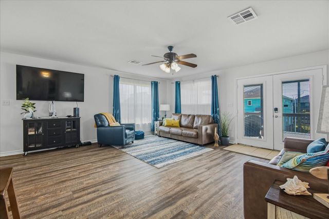 2619 Tide Drive, Crystal Beach, TX 77650