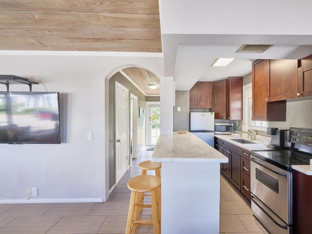 1214 E Atlantic Avenue 1, Delray Beach, FL 33483