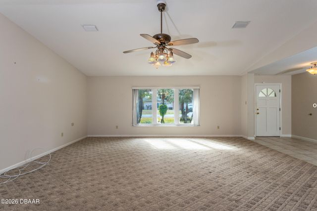 21 Claymont Court S, Palm Coast, FL 32137