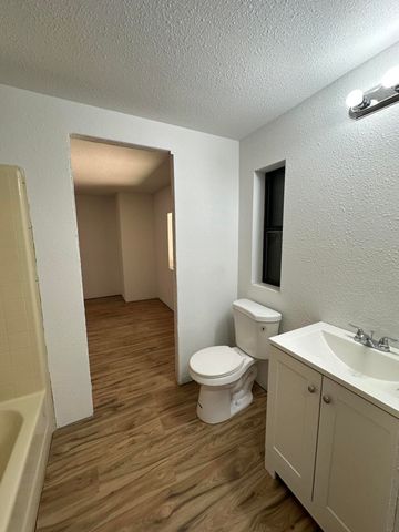 2505 Huckleberry Lane, Whitethorn, CA 95589