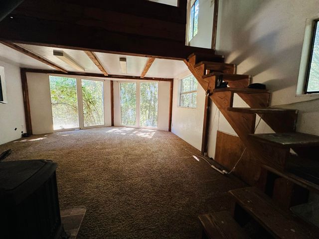 2505 Huckleberry Lane, Whitethorn, CA 95589