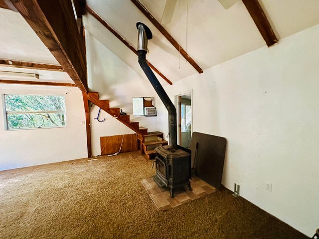 2505 Huckleberry Lane, Whitethorn, CA 95589