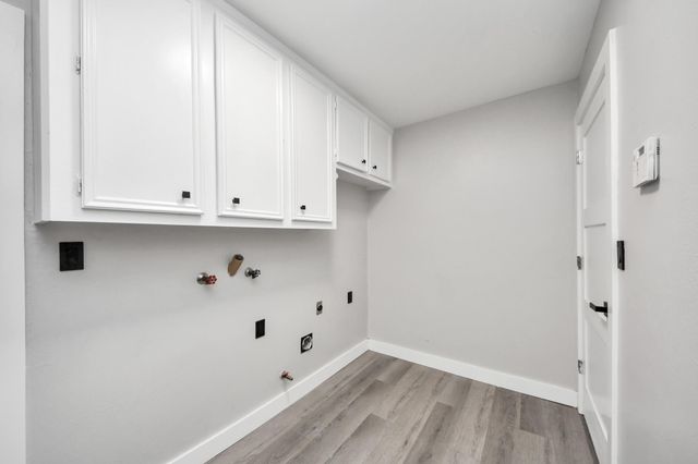 7822 Maple Tree Drive, Houston, TX 77088