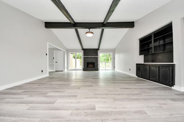 7822 Maple Tree Drive, Houston, TX 77088