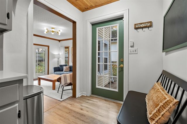 2731 Bronson Boulevard, Kalamazoo, MI 49008