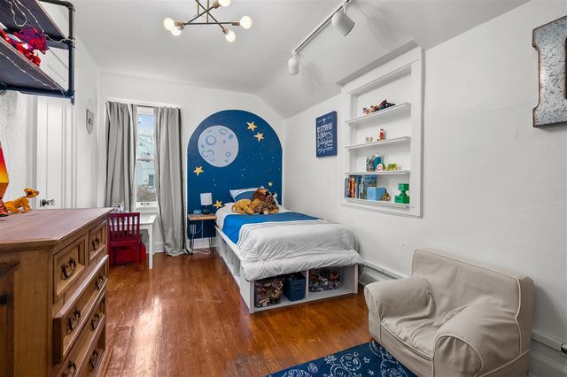 2731 Bronson Boulevard, Kalamazoo, MI 49008