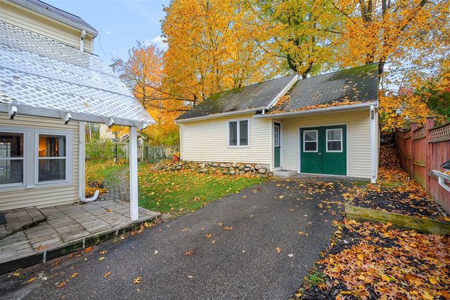 2731 Bronson Boulevard, Kalamazoo, MI 49008