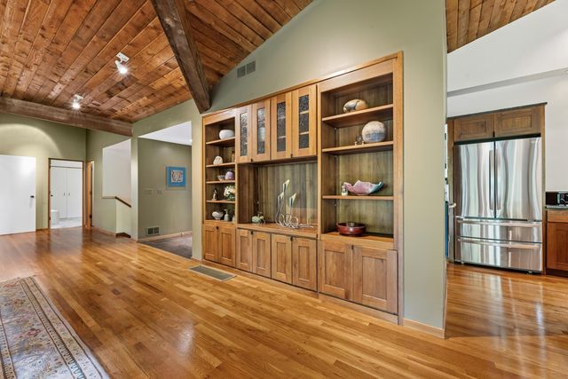 9280 White Oak Lane, Westerville, OH 43082