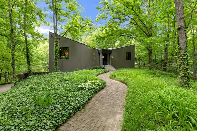 9280 White Oak Lane, Westerville, OH 43082