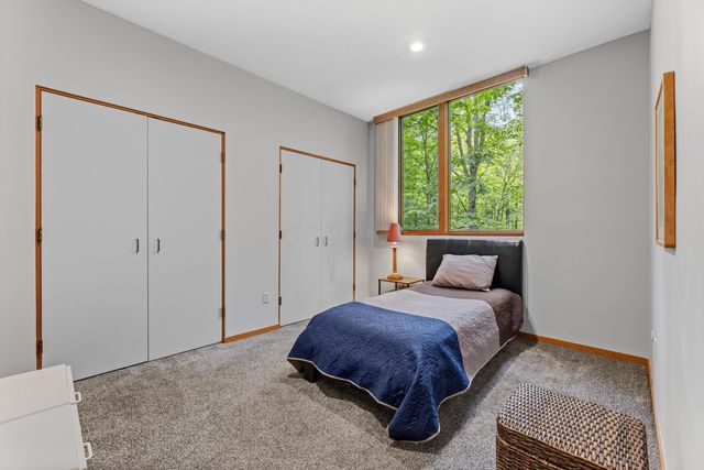 9280 White Oak Lane, Westerville, OH 43082