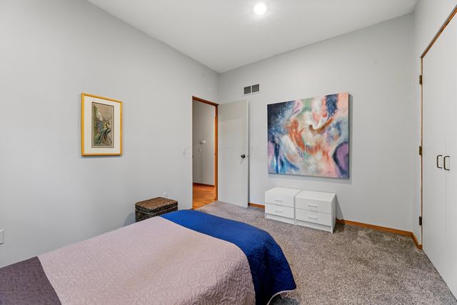 9280 White Oak Lane, Westerville, OH 43082