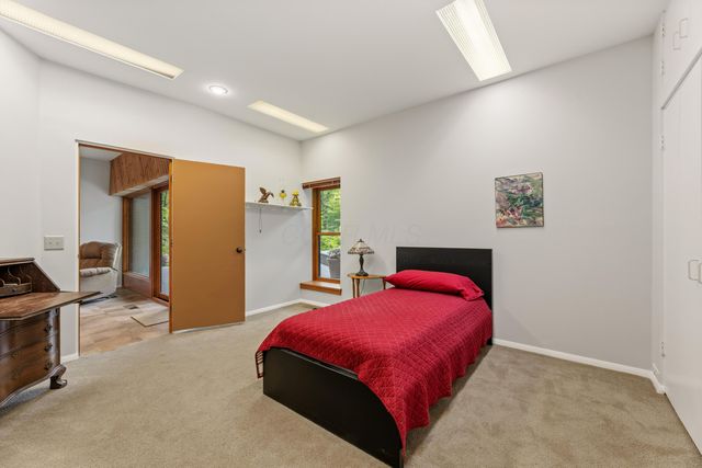 9280 White Oak Lane, Westerville, OH 43082