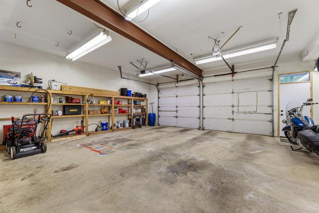 9280 White Oak Lane, Westerville, OH 43082