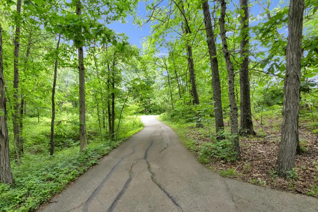 9280 White Oak Lane, Westerville, OH 43082