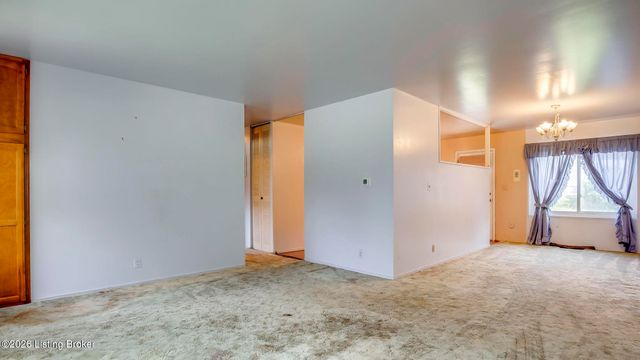 9909 Merioneth Dr, Jeffersontown, KY 40299
