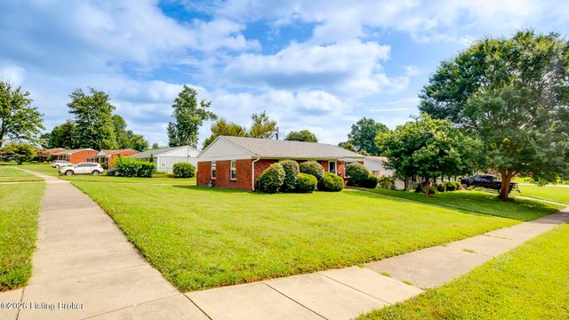 9909 Merioneth Dr, Jeffersontown, KY 40299
