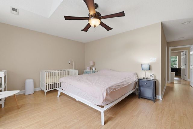 810 Brenda Pl., Myrtle Beach, SC 29577