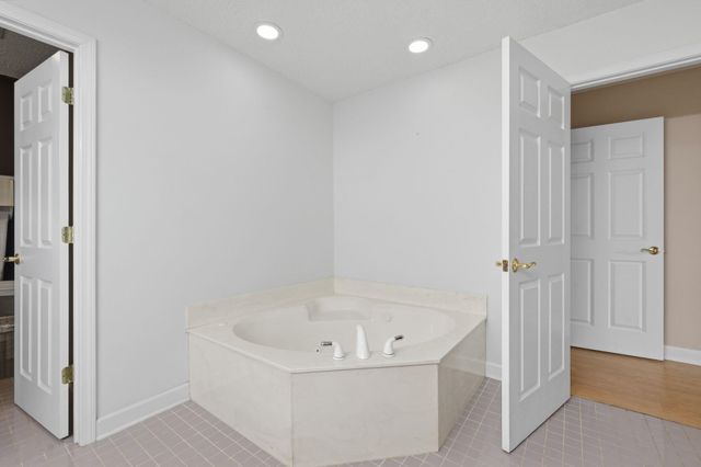 810 Brenda Pl., Myrtle Beach, SC 29577