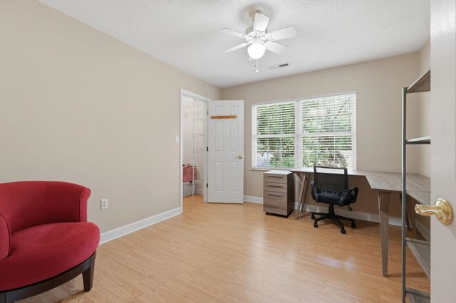810 Brenda Pl., Myrtle Beach, SC 29577