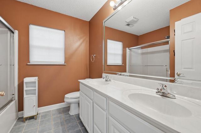 810 Brenda Pl., Myrtle Beach, SC 29577