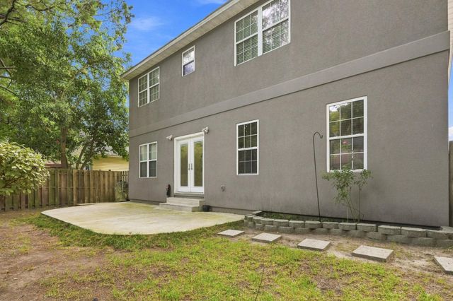 810 Brenda Pl., Myrtle Beach, SC 29577