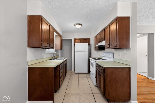 6676 E 18th Street, Indianapolis, IN 46219