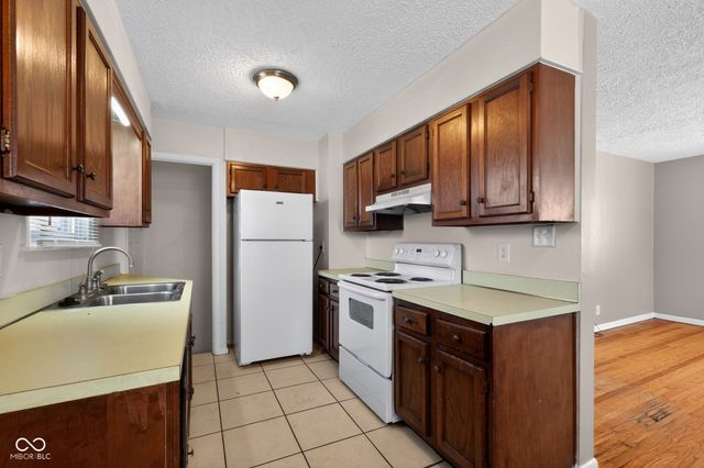 6676 E 18th Street, Indianapolis, IN 46219