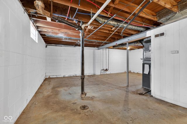 6676 E 18th Street, Indianapolis, IN 46219