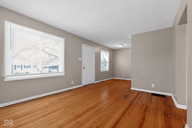 6676 E 18th Street, Indianapolis, IN 46219