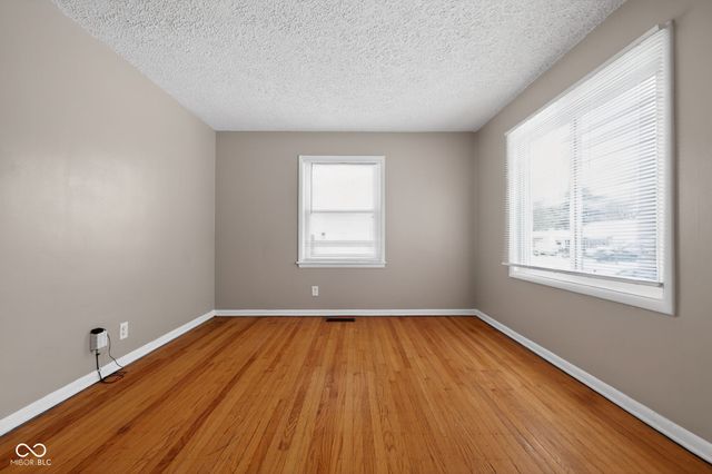 6676 E 18th Street, Indianapolis, IN 46219