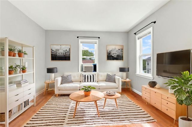 884 River Avenue, Providence, RI 02908