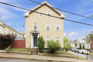 884 River Avenue, Providence, RI 02908