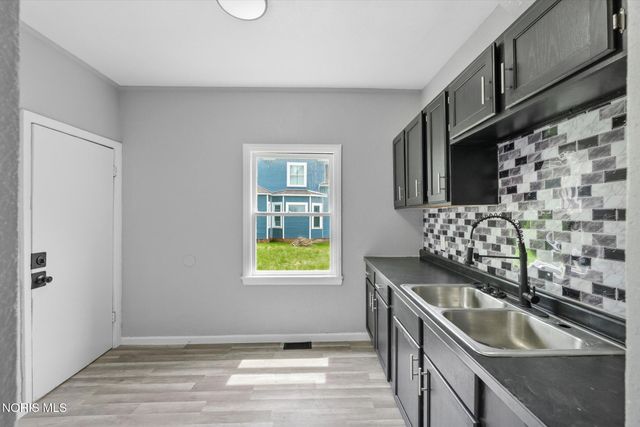 804 2nd Street, Toledo, OH 43605