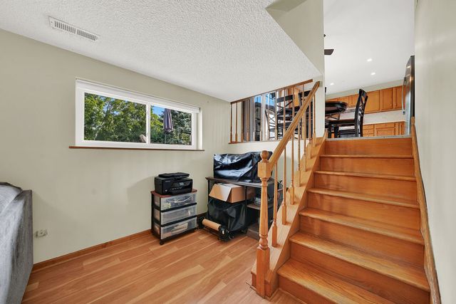 8840 Leslie Drive, Orland Hills, IL 60487