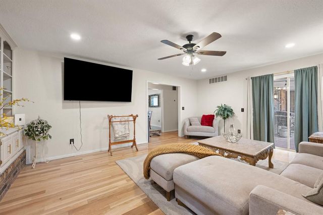 2119 NW 115th Street, Oklahoma City, OK 73120