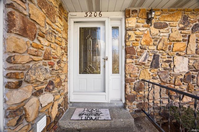 3206 S Allendale Drive, Bloomington, IN 47401