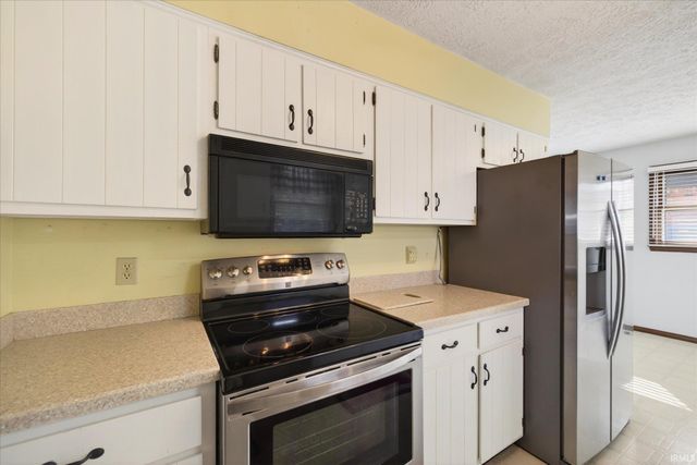 3206 S Allendale Drive, Bloomington, IN 47401