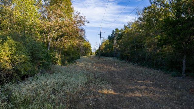 T-4 Red Hill Road, Calvert, TX 77837