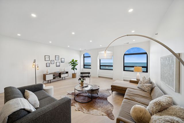 680 N Lake Shore Drive 604, Chicago, IL 60611