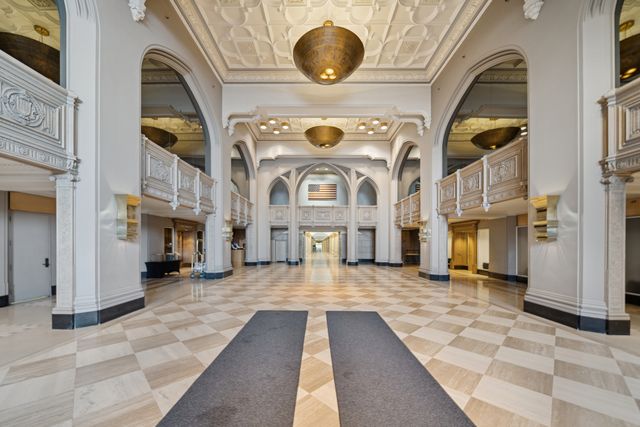 680 N Lake Shore Drive 604, Chicago, IL 60611