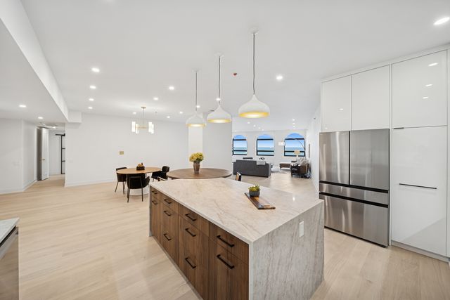 680 N Lake Shore Drive 604, Chicago, IL 60611