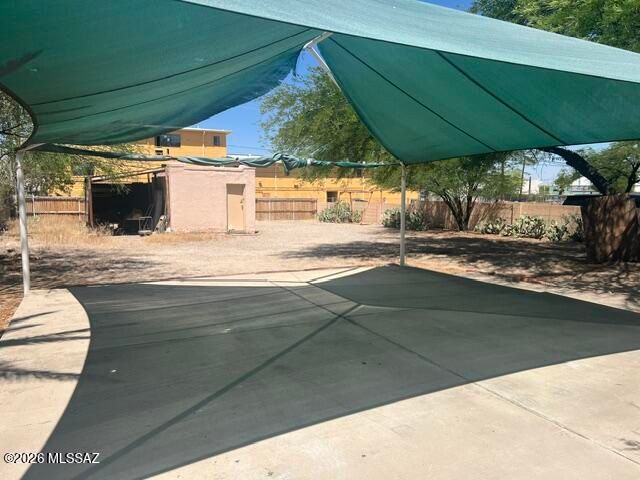 1137 N 7th Avenue, Tucson, AZ 85705