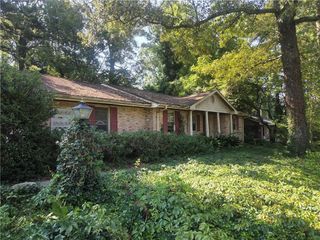 938 Rockbridge Way, Norcross, GA 30093