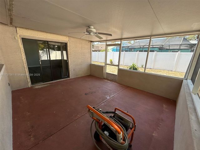 7403 Foxbloom Dr, New Port Richey, FL 34668
