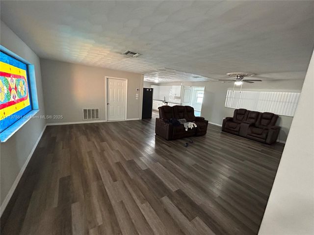 7403 Foxbloom Dr, New Port Richey, FL 34668