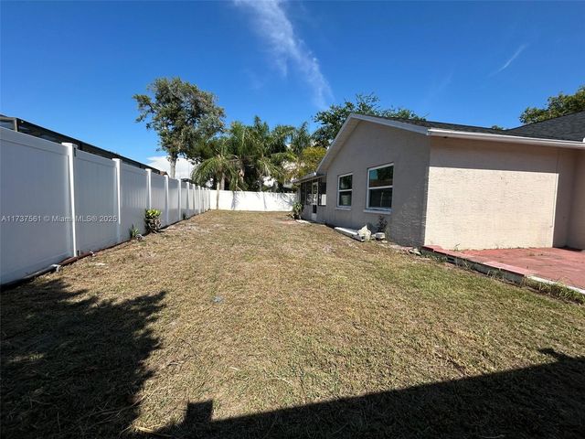 7403 Foxbloom Dr, New Port Richey, FL 34668